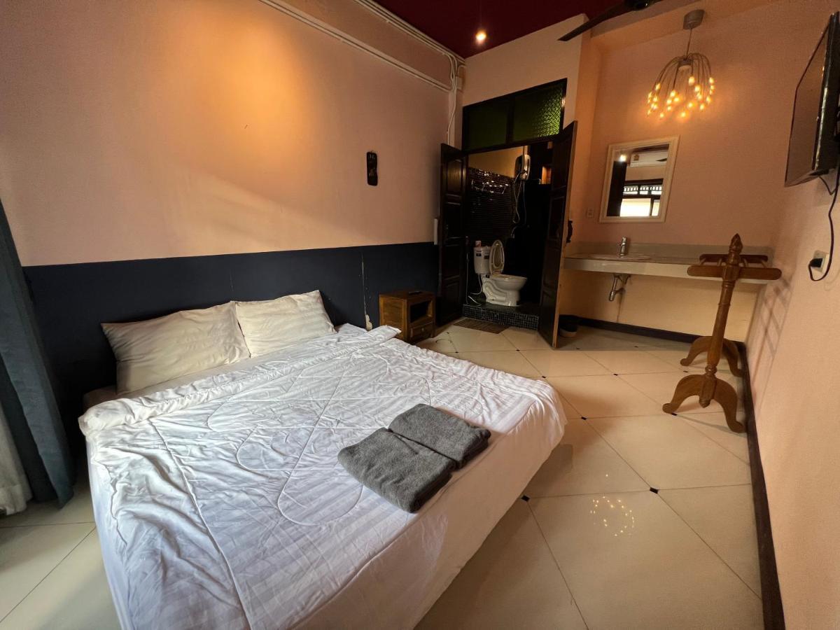 Madera House Chiang Mai酒店 外观 照片
